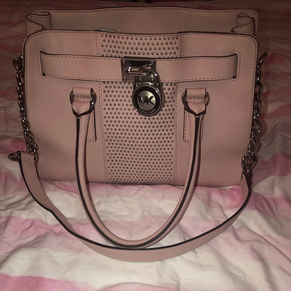 Michael kors satchel - Picture 3 of 7